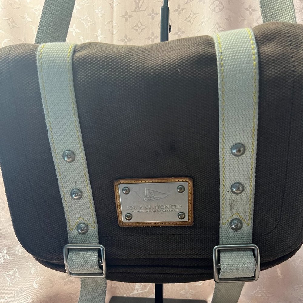 Louis Vuitton Besace America's Cup Chocolate Antigua Brown Canvas Messenger Bag